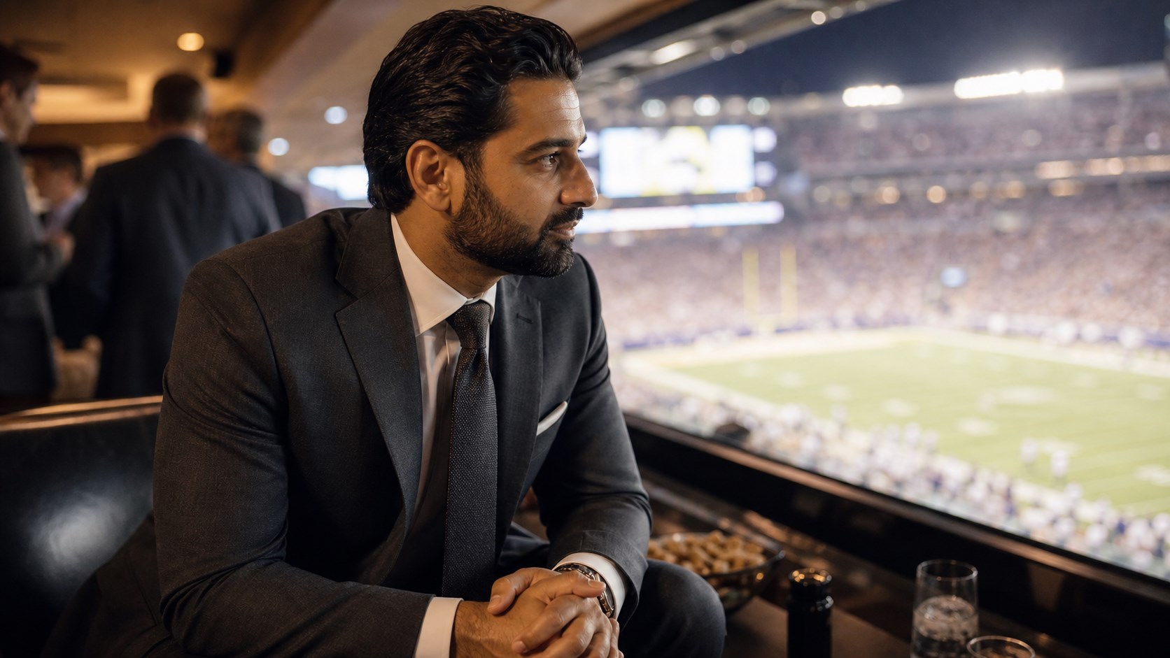 How to Wear Business Dress in Box Seats